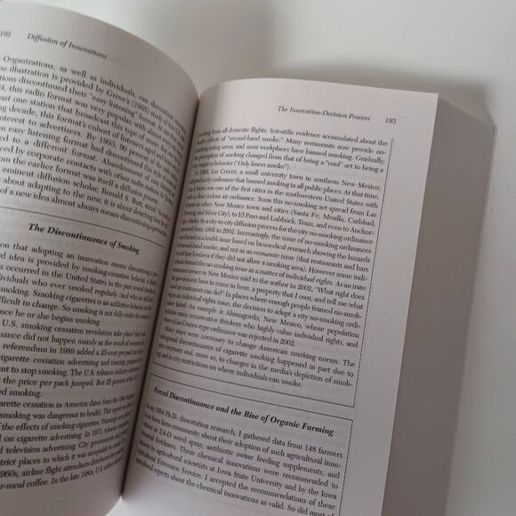 Diffusion Of Innovations Paperback Book -Everett M. Rogers -2003 -Fifth Edition - Picture 5 of 13
